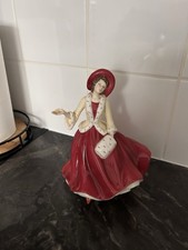 Royal Doulton Pretty Ladies Figurine Christmas Day 2009 HN 5350