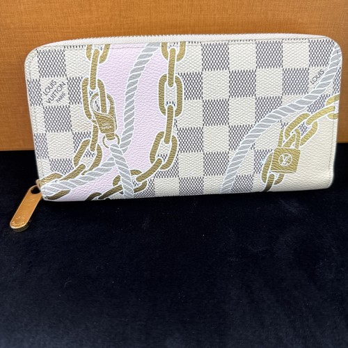 Louis vuitton wallet damier - louis,