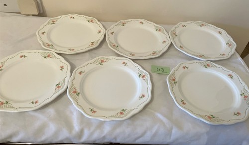 Wedgwood metallised bone - ,