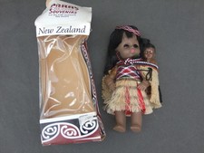 Maori Costumed 6.5in Doll with Baby - Parrs New Zealand Souvenir Boxed