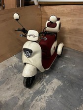 Electric Motorcycle Tricycle
