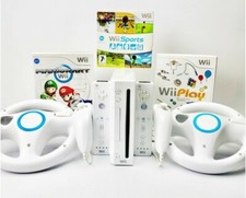 NINTENDO Wii + X2 CONTROLLERS