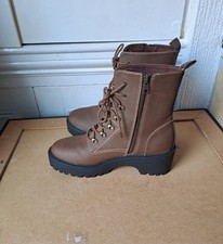 UK Size 7 Skechers Women's