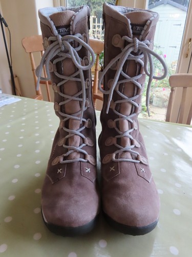 New ladies teva grey - new,