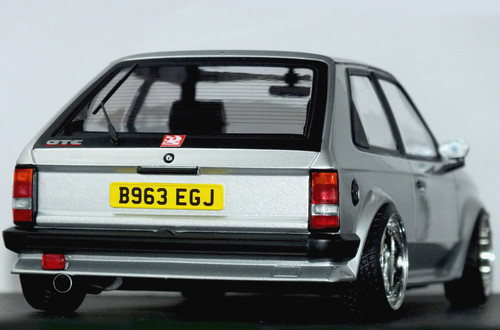 Custom 1984 mk1 vauxhall - 1:18, "1984