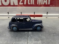 DINKY 40H AUSTIN TAXI WITH DRIVER IN DECENT CONDITION