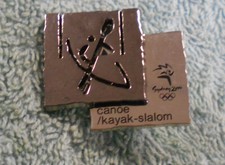 2000 OLYMPIC SPORTS METAL BADGE - CANOE / KAYAK-SLALOM