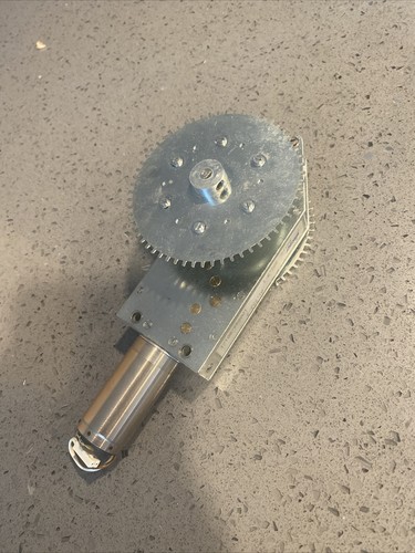 Escap 23d 210e motor - 82,