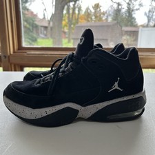 Nike Jordan Max Aura 3 Shoes Youth 5 Black Gray  NOTE