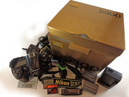 Nikon dslr d300 - body, bundle
