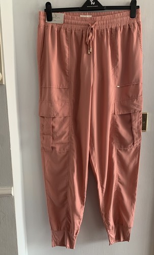 Bnwt next size - 16, reg