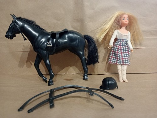 Vintage sindy doll made for - vintage,