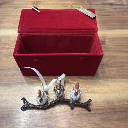 Dillard collectible three - collectible,