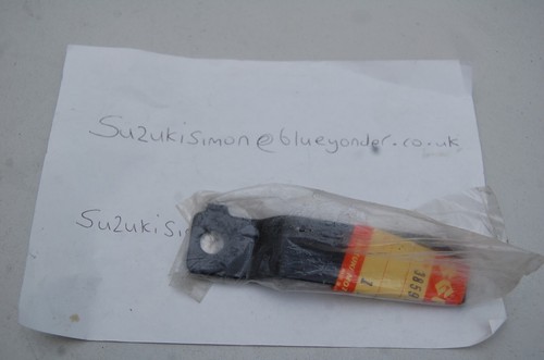Suzuki gt250 horn bracket - ,