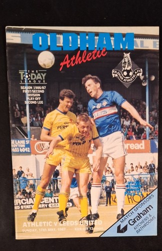 Leeds utd football programmes - leeds,