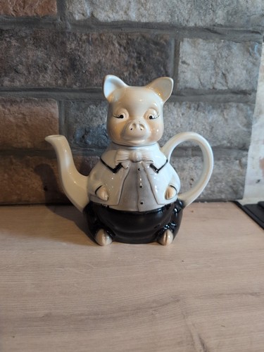 Master piggy teapot tony wood - master,