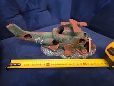 Betta Small Helicopter Wreck