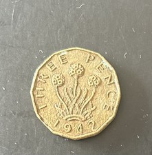 British 🇬🇧 3 Pence Coin