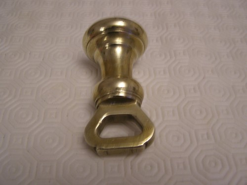 Avery 1 lb brass - w, avery,