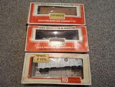 Train Miniature HO Scale Union Pacific Freight Wagons X 3