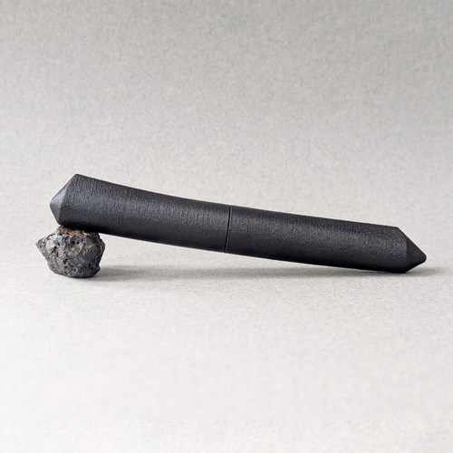 Black dorsal fountain pen - dorsal,