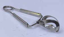 VINTAGE INOX SPRING LOADED CHROME OLIVE CHERRY ONION PICKLE SNAIL EGG TONGS