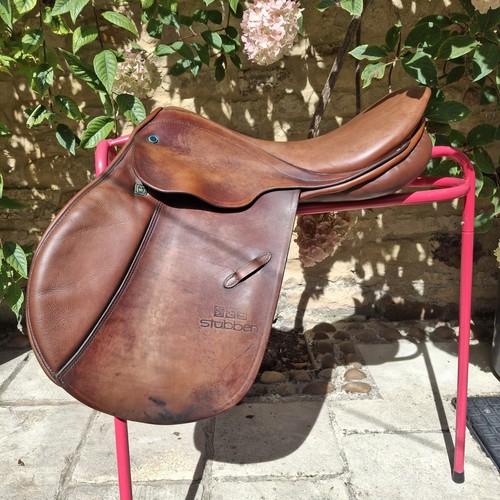 Stubben elelweiss jump saddle - elelweiss, saddle.