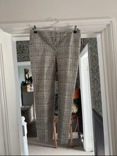 Boden 8r silver, navy &cream