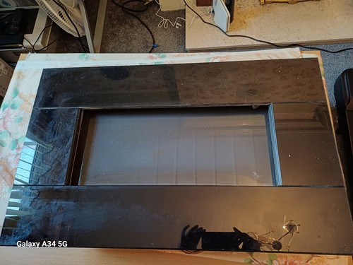 Gas wall heater - wall,