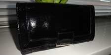 EPISODE Black Patent Leather Bifold Purse ?