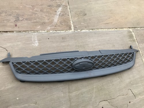 Ford fiesta mk6 front bumper - ford,