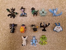 Lot Of 13 Pokémon Mini