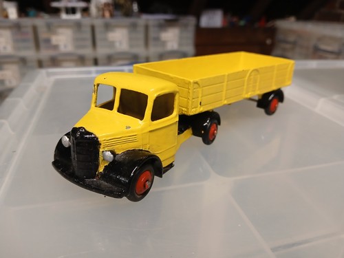 Dinky supertoys bedford - dinky,