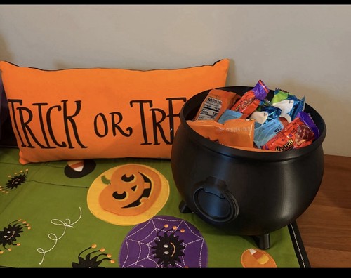 Large witch cauldron trick - cauldron,