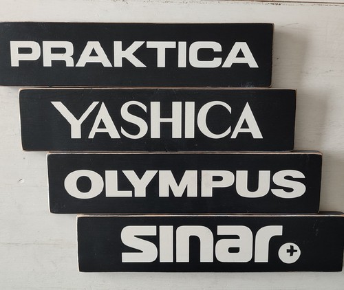 Bundle wooden signs - bundle, camera