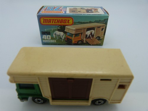 Matchbox superfast horsebox - matchbox,