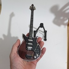 Queen Brian May Red Special Tribute Miniature Guitar (UK SELLER)