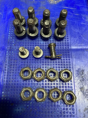 Escort mk1 rear axle - escort, nuts