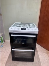 ZANUSSI OVEN DUAL FUEL WITH ELECTRIC DOUBLE OVEN GAS HOB FREE STANDING ZCG4305WA