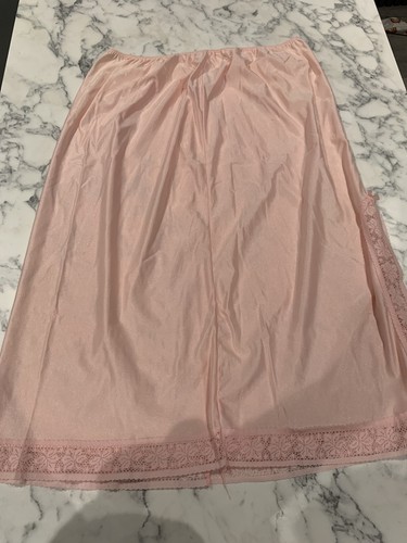 Pretty vintage pink - pink, split