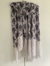 Boden Mauve/Lilac & Off White