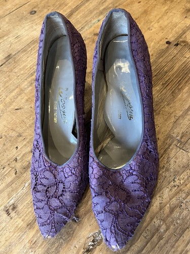 Vintage kitten healed - healed, shoes