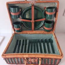 Vintage Wicker Picnic Basket