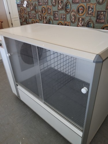 Simpsons dog drying cabinet - dog,
