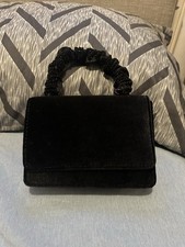 Quiz Hand bag