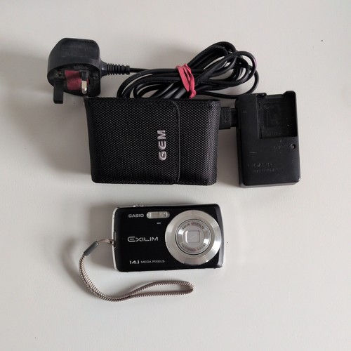 Casio exilim z37 - 14.1mp, red