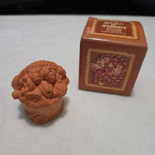 Vntg avon terra cotta - vntg,