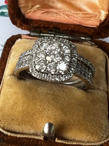 Stunning ernest jones18 carat - ernest,