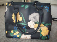 FIORELLI Tote Bag. Floral V Dark blue. New Condition. - Reduced