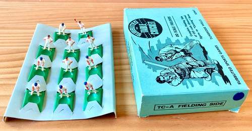 Subbuteo table cricket - table,